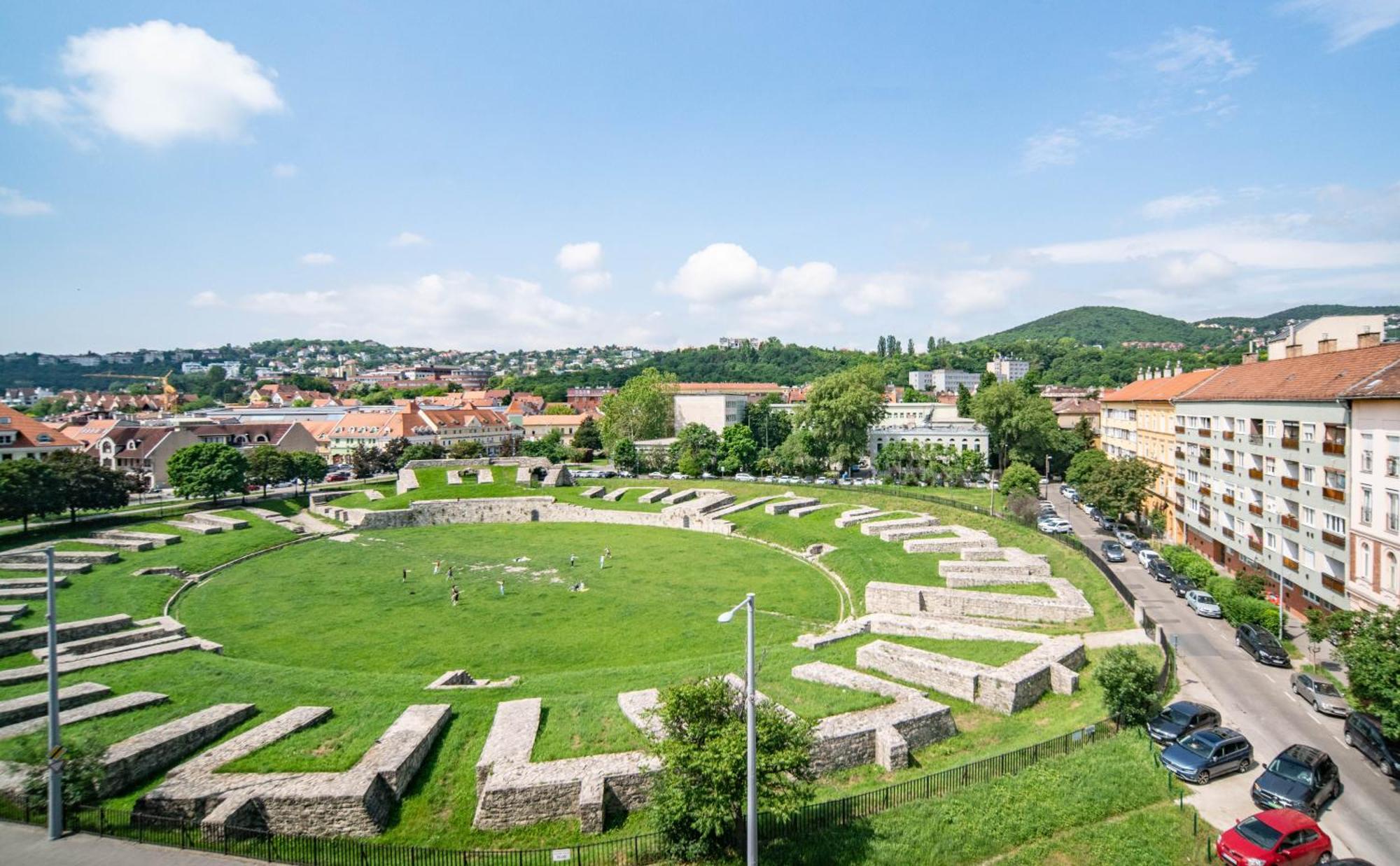 Amphitheatre View Apartment With Free Parking — Photos 1